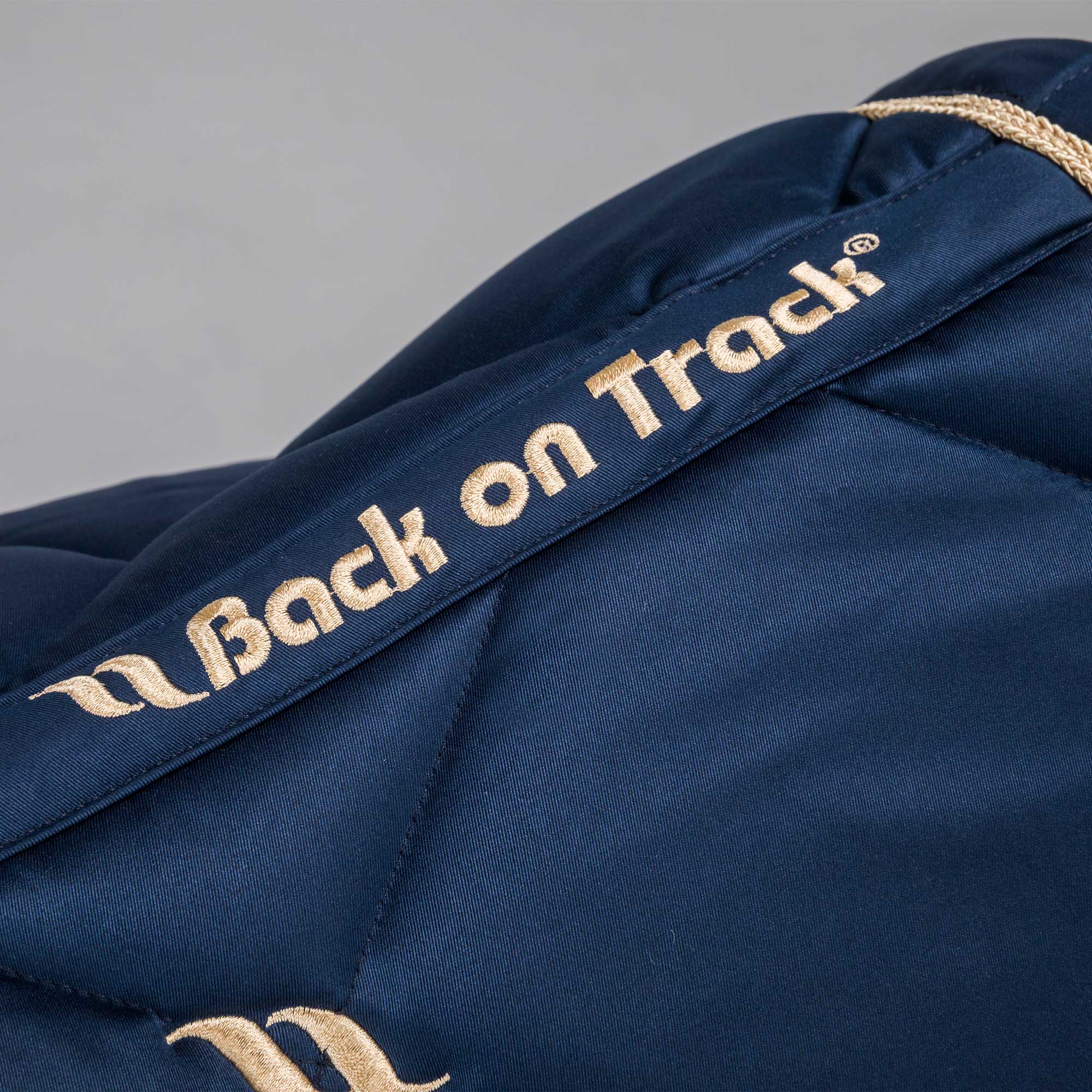 Back on Track Nights Collection Schabracke Dressur, Noble Blue