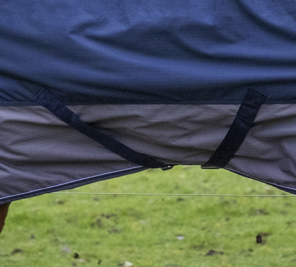 EQUITHÈME "TYREX 600 D" Decke, 450g Füllung, Pferdedecke, marineblau/grau, Weidedecke