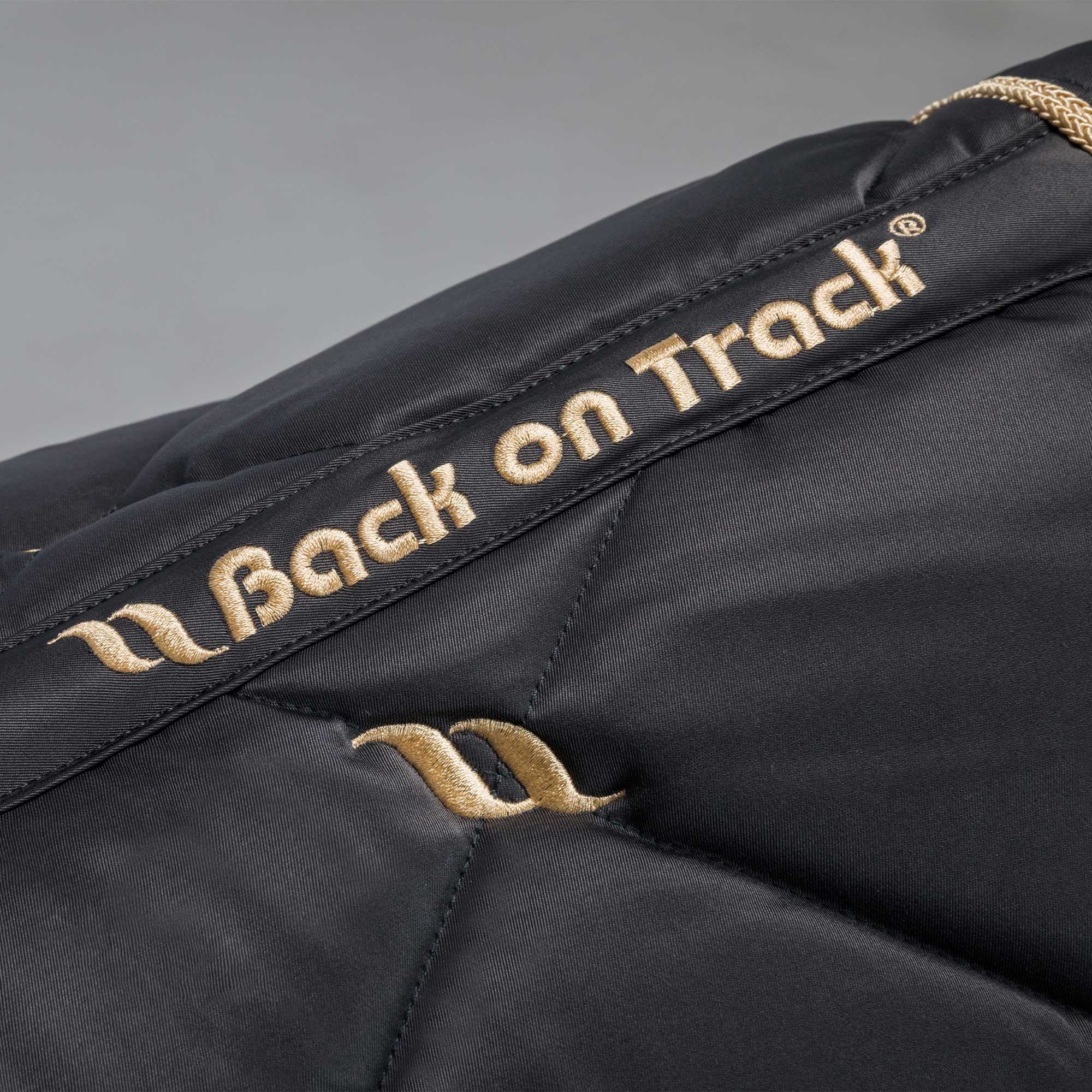 Back on Track Nights Collection Schabracke Dressur, Graphit