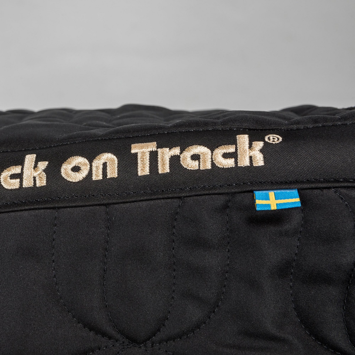 Back on Track Deep Nights Schabracke Springen, Full, schwarz